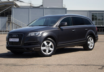 Подержанный автомобиль Audi Q7 2014 года (1 фото)