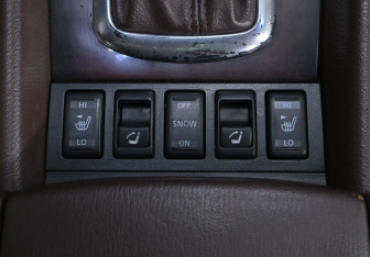 Подержанный автомобиль Infiniti EX 2008 года (16 фото)