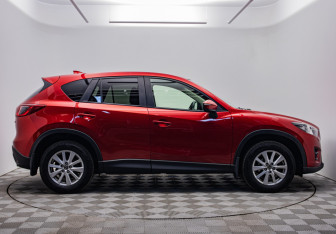Подержанный автомобиль Mazda CX-5 2016 года (6 фото)