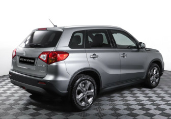 Подержанный автомобиль Suzuki Vitara 2018 года (5 фото)