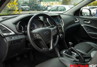 Подержанный автомобиль Hyundai Santa Fe 2015 года (15 фото)