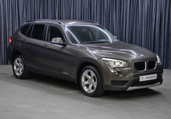 Подержанный автомобиль BMW X1 2013 года (3 фото)
