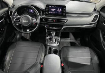 Подержанный автомобиль Kia Seltos 2022 года (9 фото)