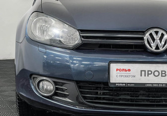 Подержанный автомобиль Volkswagen Golf Hatchback 2011 года (14 фото)