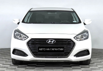 Подержанный автомобиль Hyundai i40 Sedan 2015 года (2 фото)