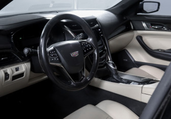 Подержанный автомобиль Cadillac CTS Sedan 2018 года (14 фото)