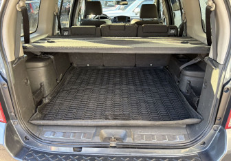 Подержанный автомобиль Nissan Pathfinder 2012 года (14 фото)