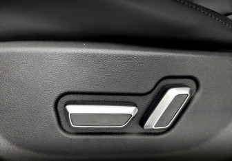 Подержанный автомобиль Geely Atlas 2019 года (21 фото)