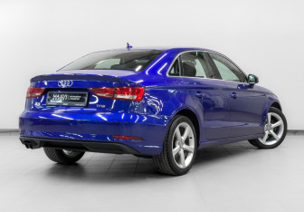 Подержанный автомобиль Audi A3 Sedan 2017 года (5 фото)