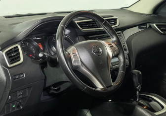 Подержанный автомобиль Nissan Qashqai 2018 года (13 фото)