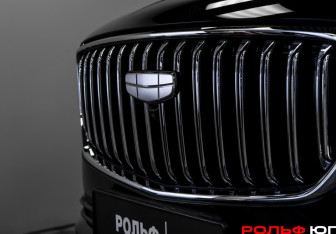 Подержанный автомобиль Geely Monjaro 2025 года (36 фото)