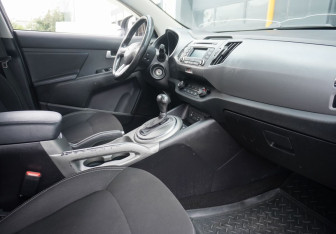 Подержанный автомобиль Kia Sportage 2015 года (11 фото)