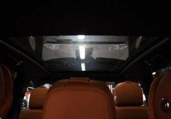 Подержанный автомобиль LiXiang L6 2024 года (19 фото)