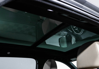 Подержанный автомобиль Audi Q7 2021 года (17 фото)