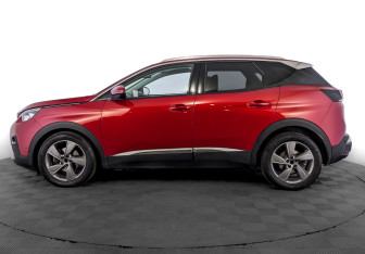 Подержанный автомобиль Peugeot 3008 2018 года (8 фото)