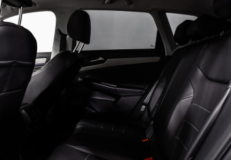 Подержанный автомобиль Jetta VS5 2023 года (12 фото)