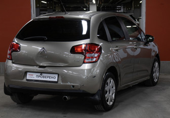 Подержанный автомобиль Citroen C3 Hatchback 2011 года (5 фото)