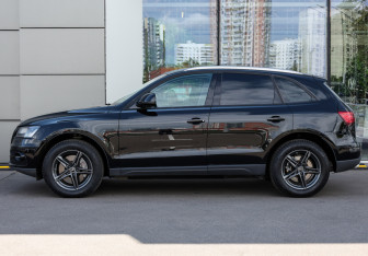 Подержанный автомобиль Audi Q5 2015 года (8 фото)