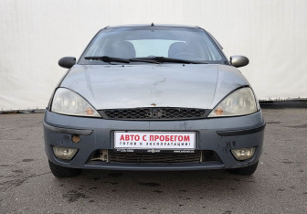 Подержанный автомобиль Ford Focus Sedan 2003 года (2 фото)