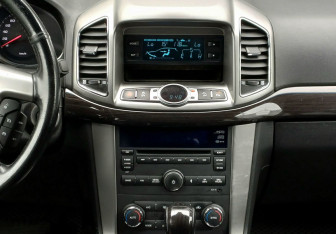 Подержанный автомобиль Chevrolet Captiva 2014 года (14 фото)