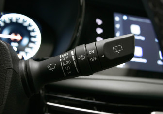 Подержанный автомобиль Changan CS95 2023 года (18 фото)