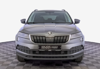 Подержанный автомобиль Skoda Karoq 2022 года (2 фото)