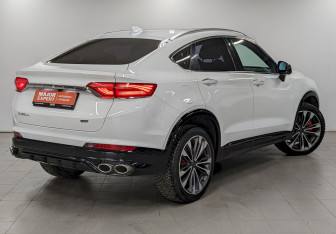 Подержанный автомобиль Geely Tugella 2023 года (5 фото)