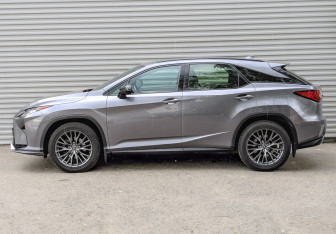 Подержанный автомобиль Lexus RX 2019 года (8 фото)
