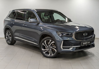 Подержанный автомобиль Geely Monjaro 2023 года (3 фото)