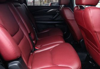 Подержанный автомобиль Mazda CX-9 2021 года (8 фото)