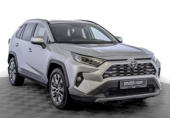 Подержанный автомобиль Toyota RAV4 2021 года (3 фото)