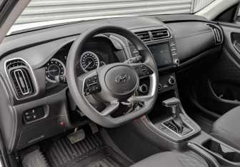 Подержанный автомобиль Hyundai Creta 2022 года (15 фото)