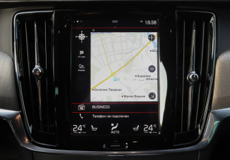 Подержанный автомобиль Volvo S90 2021 года (24 фото)