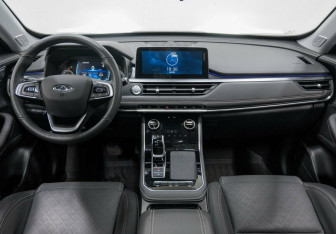 Подержанный автомобиль Chery Tiggo 8 2023 года (11 фото)