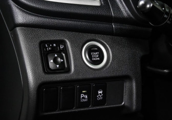 Подержанный автомобиль Mitsubishi Montero Sport 2022 года (16 фото)