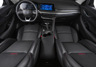 Подержанный автомобиль Changan CS35PLUS 2023 года (21 фото)