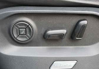 Подержанный автомобиль Volkswagen Touareg 2020 года (12 фото)
