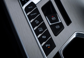 Подержанный автомобиль Belgee X50 2024 года (15 фото)