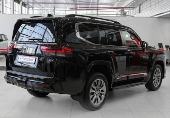Новый Toyota Land Cruiser Suv 2026 (4 фото)