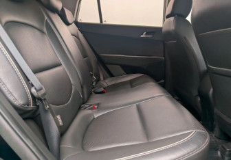 Подержанный автомобиль Hyundai Creta 2018 года (11 фото)