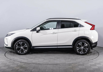 Подержанный автомобиль Mitsubishi Eclipse Cross 2019 года (3 фото)