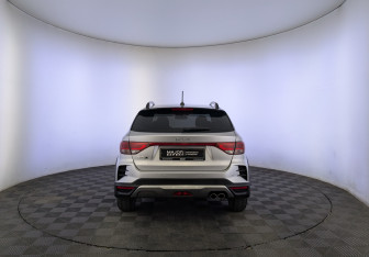 Подержанный автомобиль Kia Rio Hatchback 2022 года (6 фото)