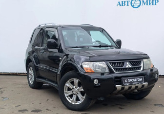 Подержанный автомобиль Mitsubishi Pajero 2006 года (3 фото)