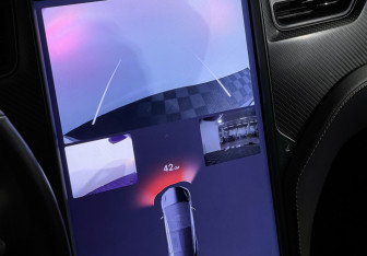 Подержанный автомобиль Tesla Model X 2019 года (20 фото)