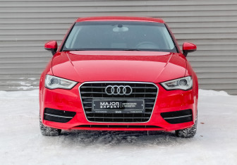 Подержанный автомобиль Audi A3 Hatchback 2013 года (2 фото)