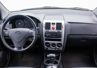 Подержанный автомобиль Hyundai Getz 2007 года (11 фото)