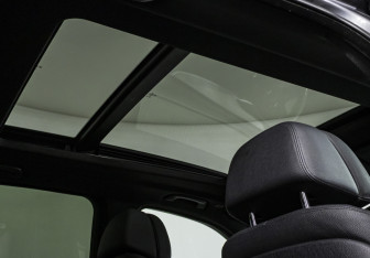 Подержанный автомобиль BMW X5 2015 года (17 фото)