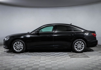 Подержанный автомобиль Audi A6 Sedan 2020 года (8 фото)