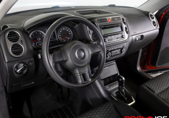 Подержанный автомобиль Volkswagen Tiguan 2011 года (23 фото)
