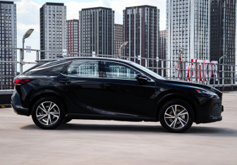 Новый Lexus RX 2025 (4 фото)